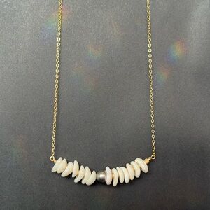 18” Tahitian Pearl & Puka Shell Necklace